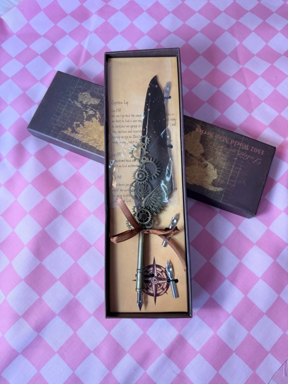 Steampunk Feather Quill Pen in Black and Bronze - Unbranded